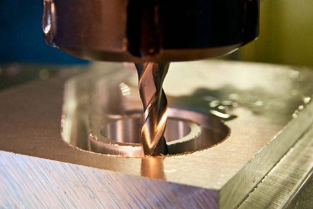 Should You Opt for CNC Machining or Conventional Machining?