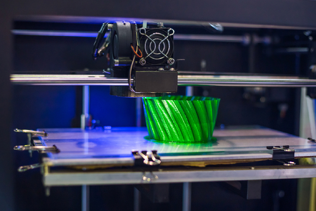 CNC Machining vs. 3D Printing: What’s the Difference?